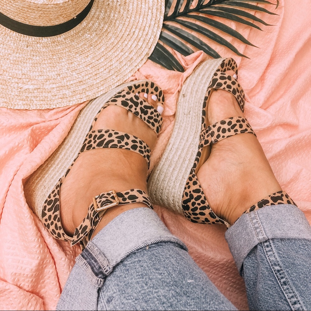 Sz 10 left! XOXO | Platform Sandals Cheetah - Picture 6 of 8